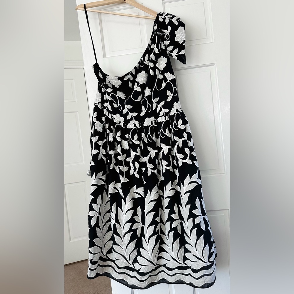 Anthropologie + Plus Embroidered One Shoulder Midi Dress Black White Size 20W - Picture 5 of 14